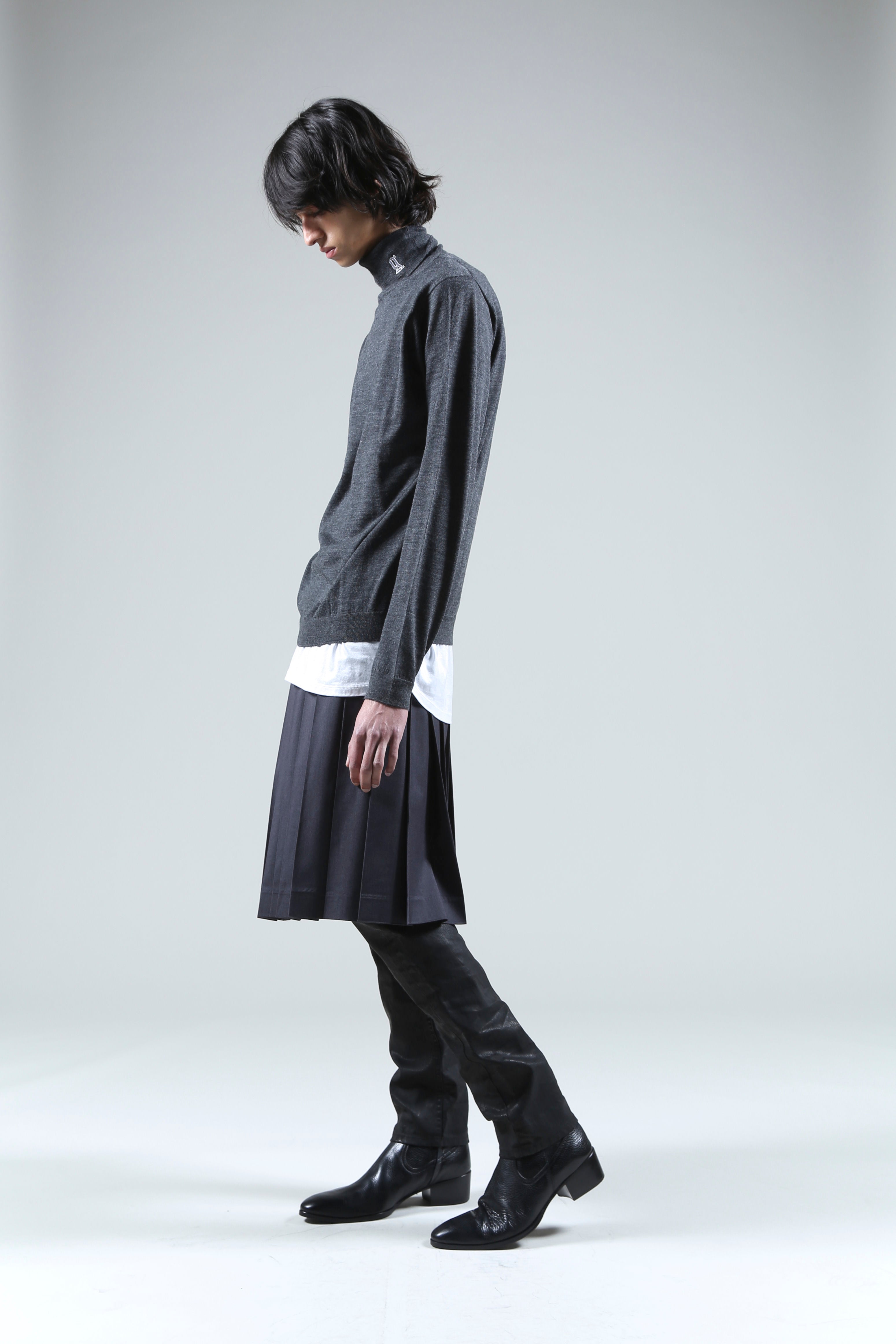 リアルブラックコーティング ストレッチ デニムパンツ BLACK