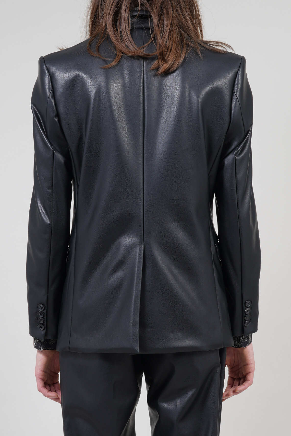 フェイクレザー ストレッチ テーラードジャケット BLACK | GALAABEND  