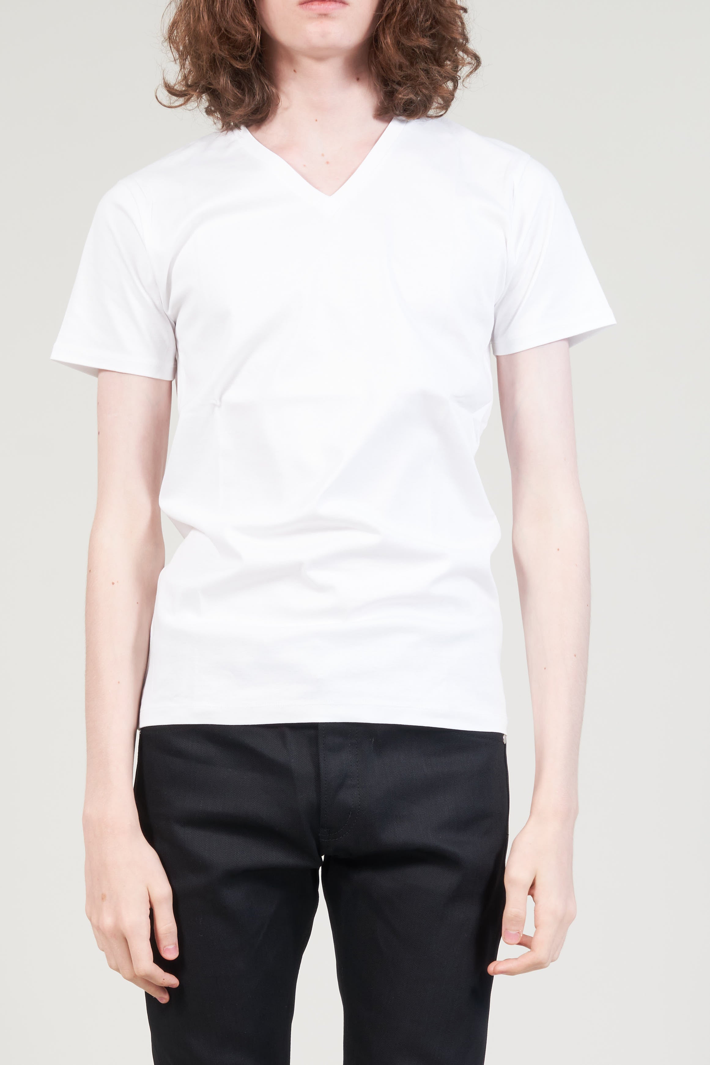 Vネック Tシャツ WHITE | GALAABEND ONLINE STORE